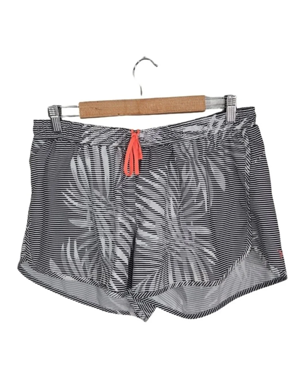 Old Navy printed athletic shorts